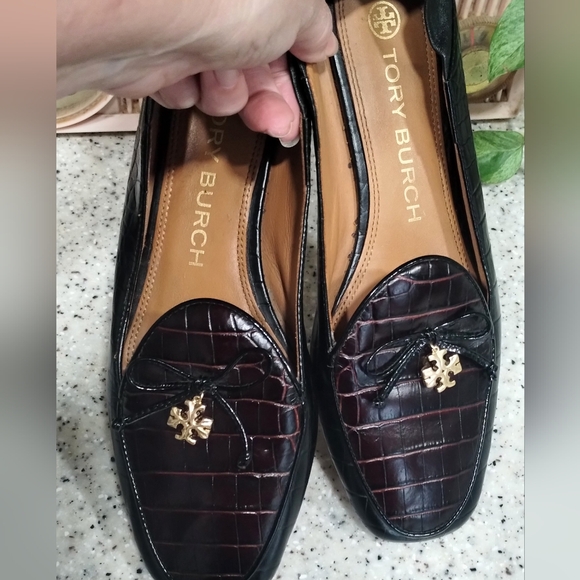 Tory Burch Croc Embossed Charm 5mm Loafer
Mule Shoe Flats Black/Brown Size 8.5 - Picture 3 of 11